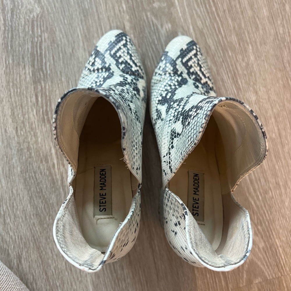 Steve Madden Rookie Snakeskin Booties - Picture 4 of 10
